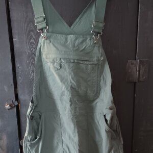 Duluth Trading Women's Heirloom Gardening Bib Overalls.